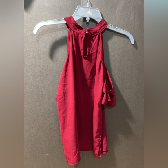 Red blouse - Picture 2 of 5